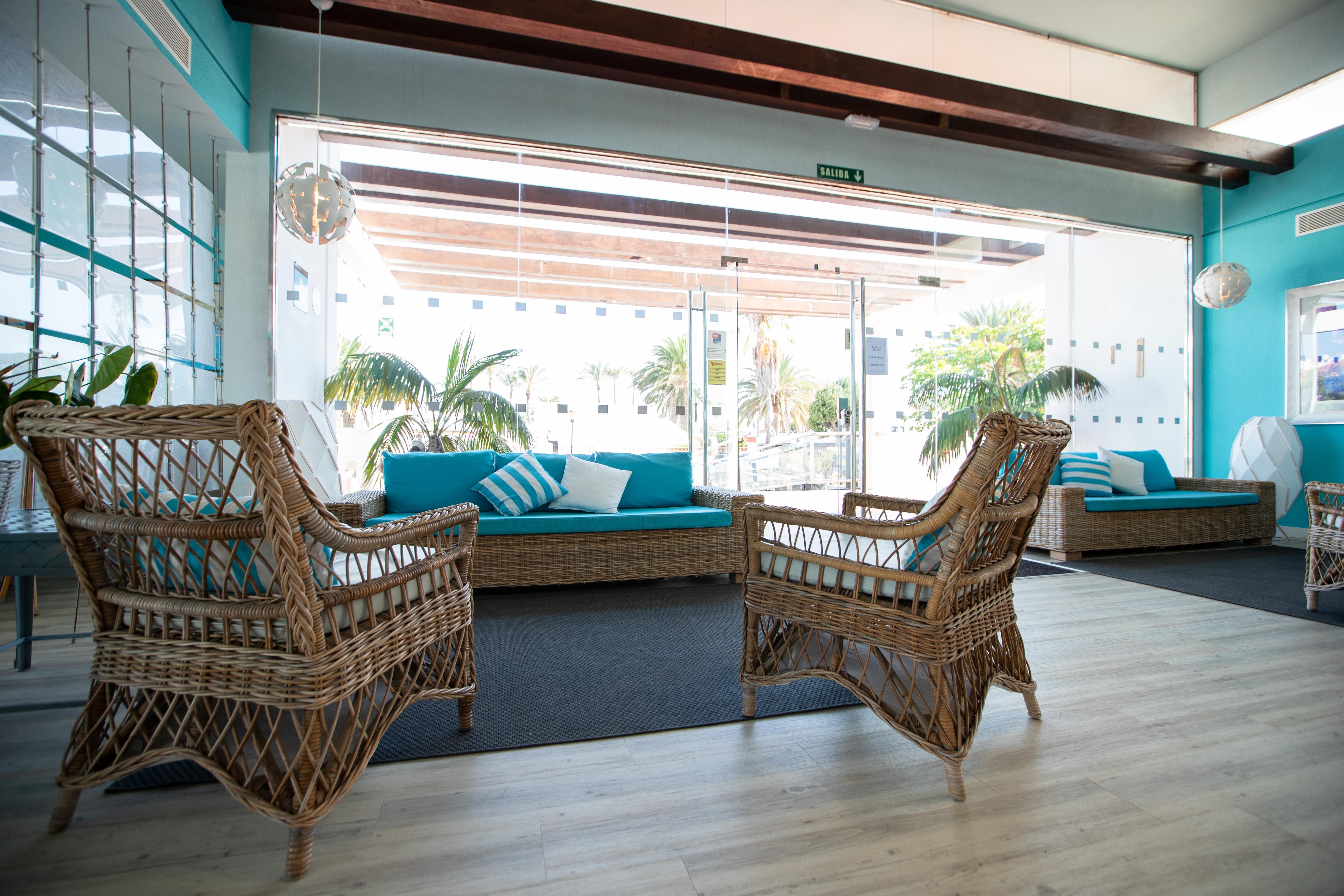 Fuentepark Apartments คอร์ราเลโฮ ภายนอก รูปภาพ