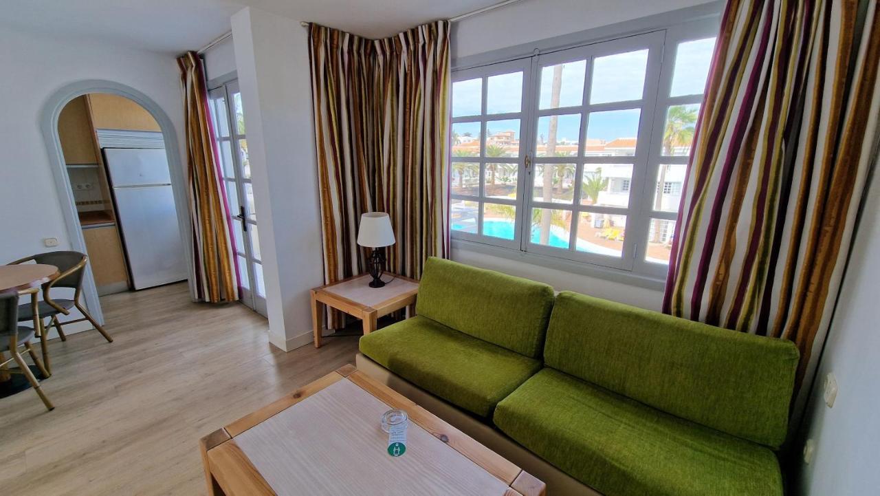 Fuentepark Apartments คอร์ราเลโฮ ภายนอก รูปภาพ