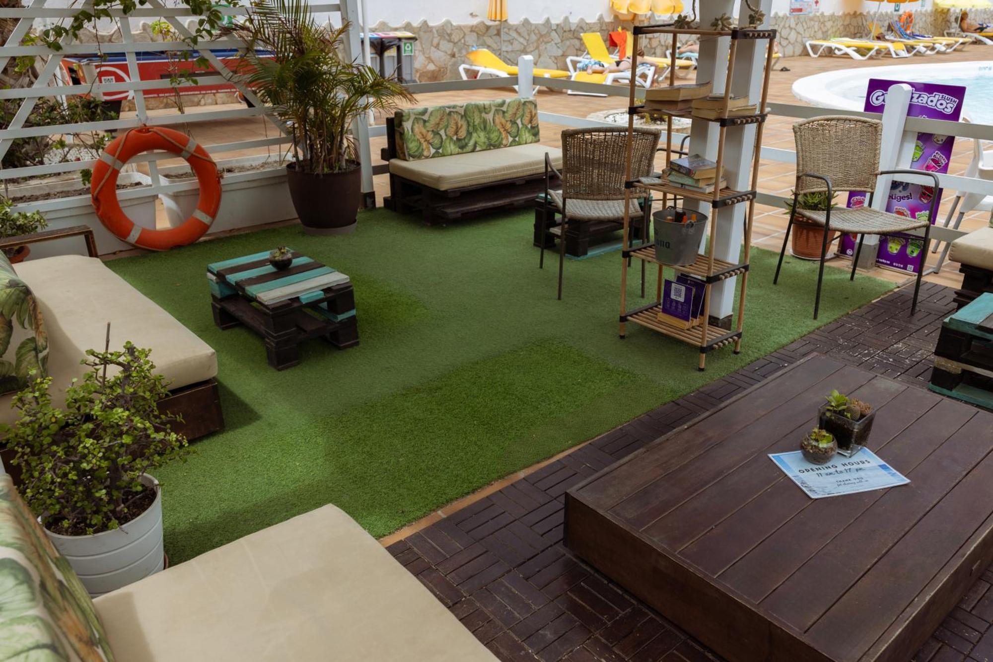 Fuentepark Apartments คอร์ราเลโฮ ภายนอก รูปภาพ